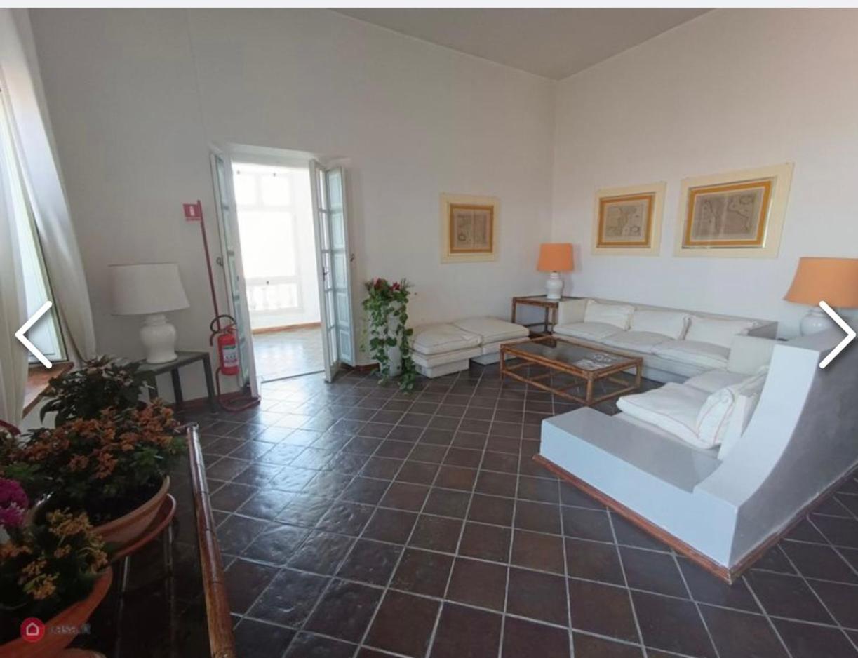Appartamento Nel Fabbricato Denominato Il Castello Praia a Mare Exterior photo